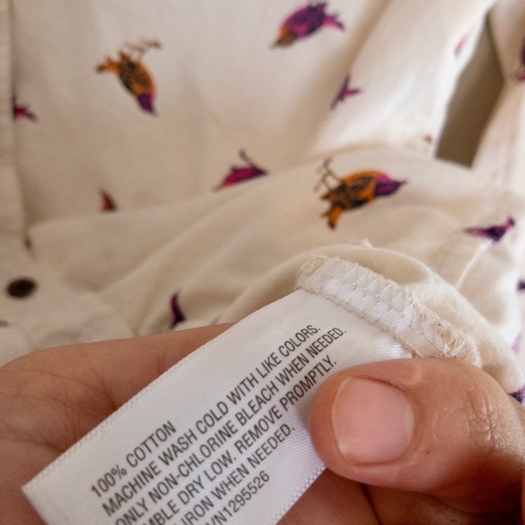 MERONA NWOT beige 💯 cotton cute bird button down - Picture 3 of 10